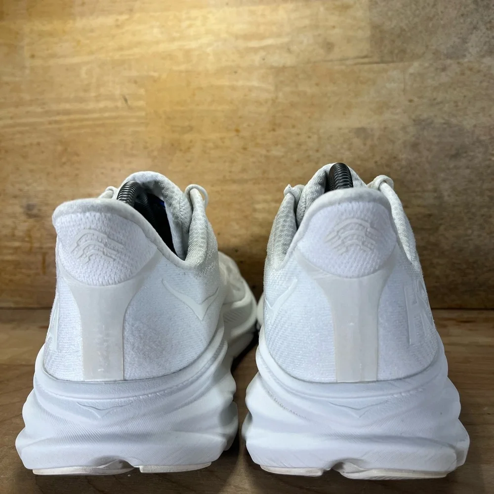 Hoka One One Clifton 9 REFLECTIVE Womens Size 11 Running Shoes Sneakers White - Picture 5 of 12